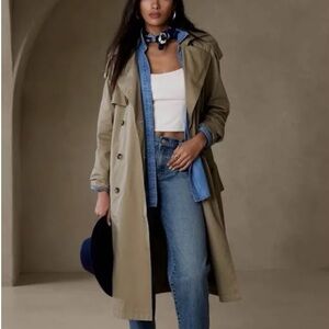 Like New Banana Republic Factory Classic Trench